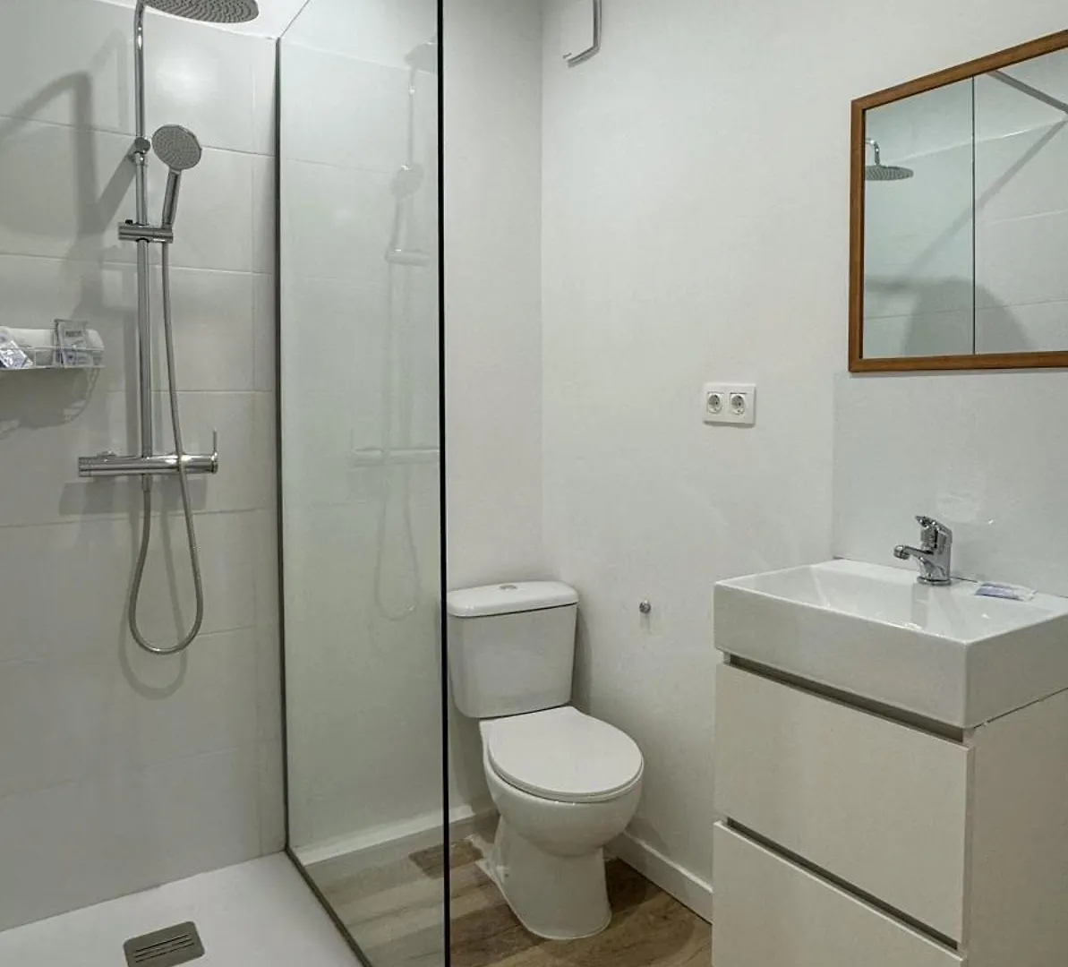 Hostal Oliveta Budget Barcelona 2*,